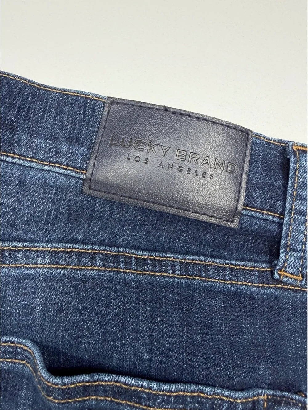 Lucky Brand Men’s Jeans 32x32 Blue Straight Fit Medium Wash Denim W32 L32